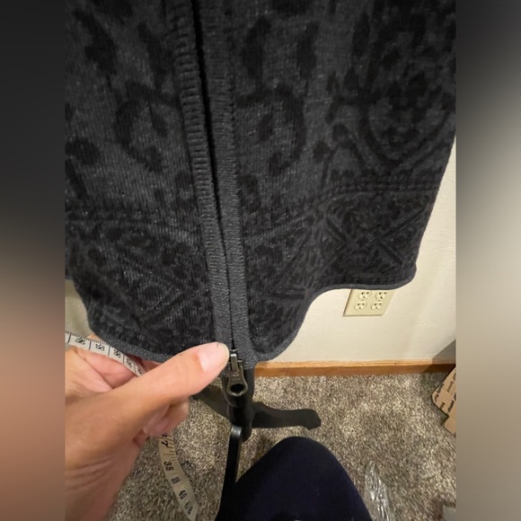 Cynthia Rowley long sweater jacket paisley print - Picture 5 of 10